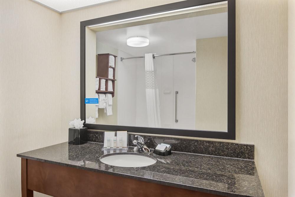Hampton Inn Richmond-Меканіксвілл Екстер'єр фото