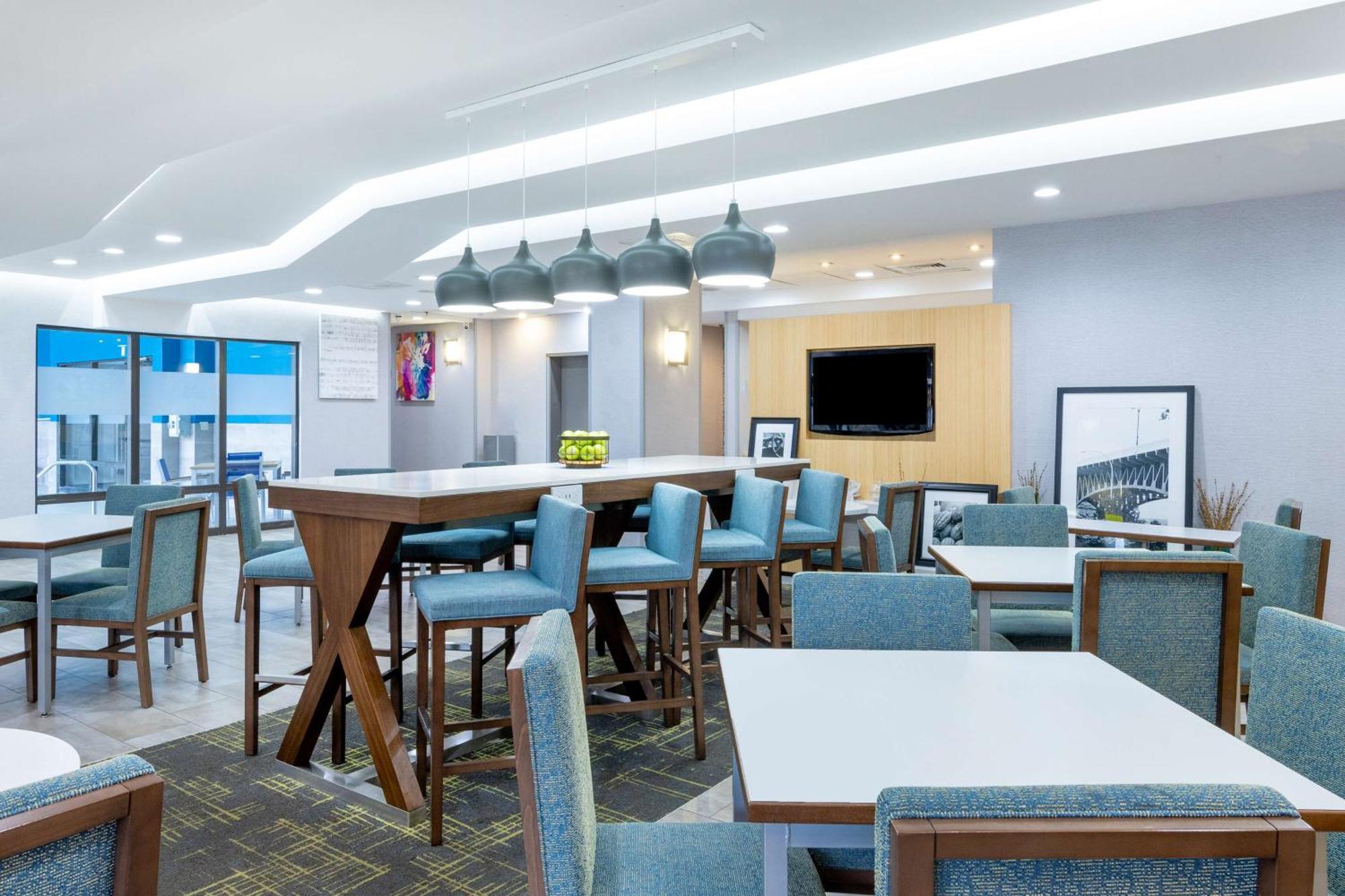 Hampton Inn Richmond-Меканіксвілл Екстер'єр фото