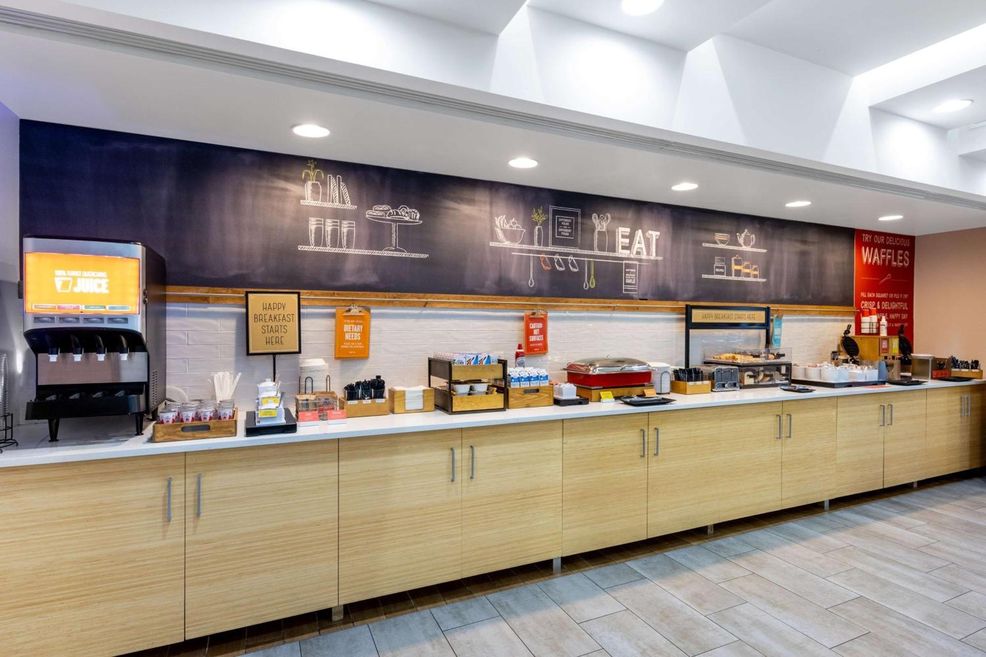 Hampton Inn Richmond-Меканіксвілл Екстер'єр фото