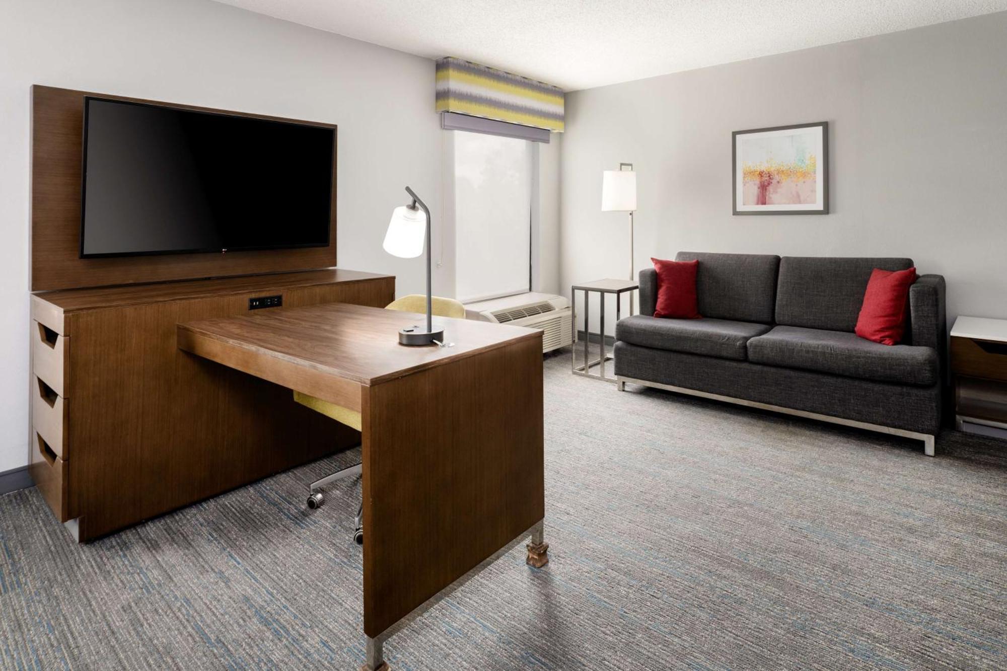 Hampton Inn Richmond-Меканіксвілл Екстер'єр фото