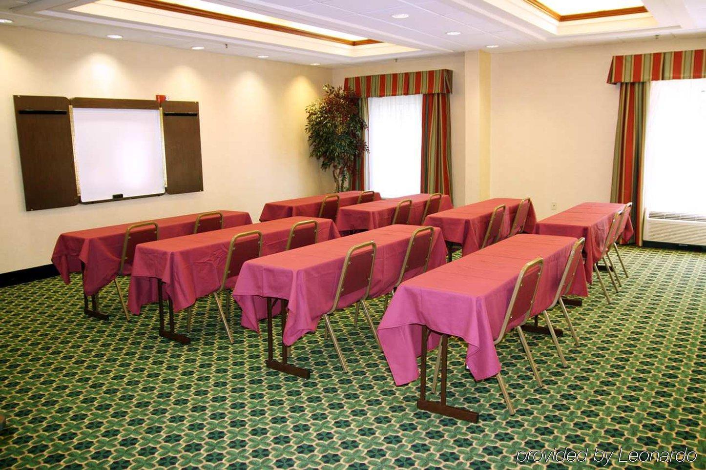 Hampton Inn Richmond-Меканіксвілл Екстер'єр фото