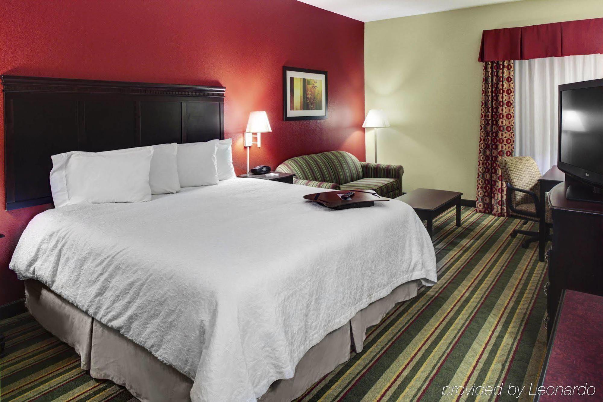 Hampton Inn Richmond-Меканіксвілл Екстер'єр фото