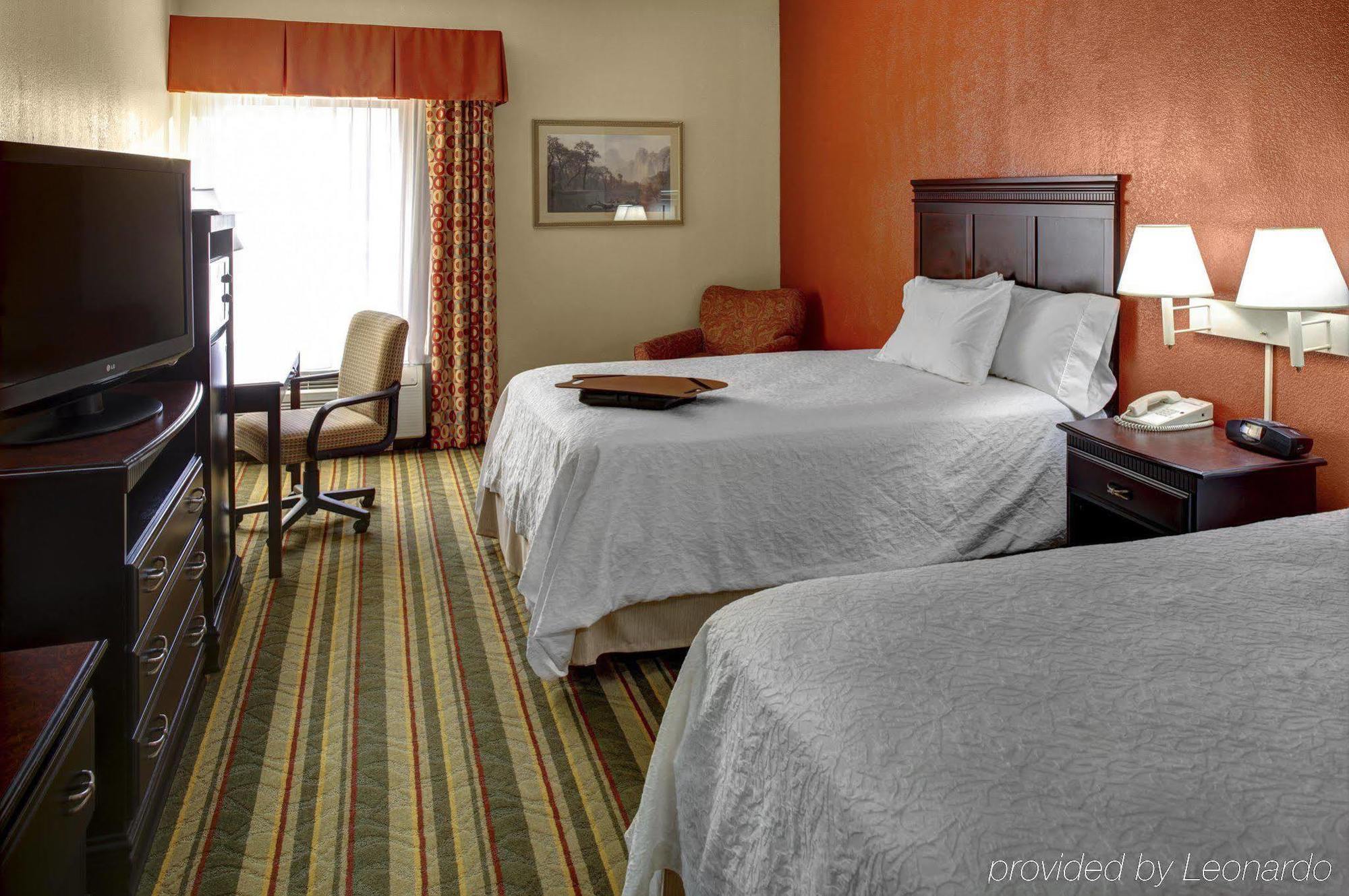 Hampton Inn Richmond-Меканіксвілл Екстер'єр фото